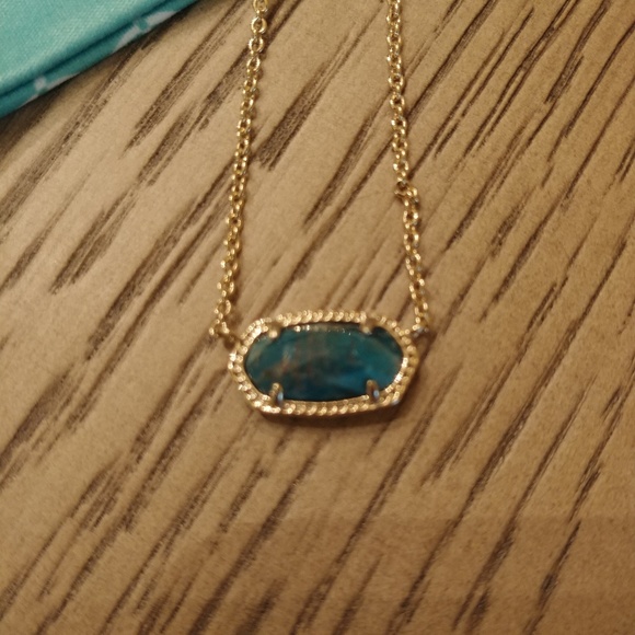 Kendra Scott Elisa necklace - Picture 2 of 3